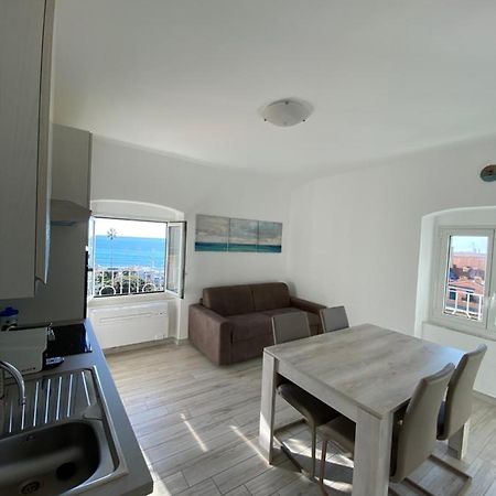 Casa Al Mare Apartment วาราซเซ ภายนอก รูปภาพ