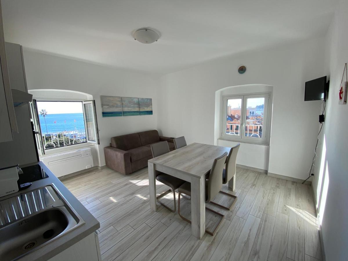 Casa Al Mare Apartment วาราซเซ ภายนอก รูปภาพ